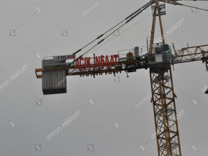 insaat-vinc-tabelasi-uzeri-isikli-yazilar-saha-calismalari-ornekleri